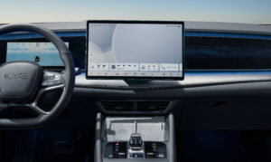 BYD Sealion 7 – interiér (3)