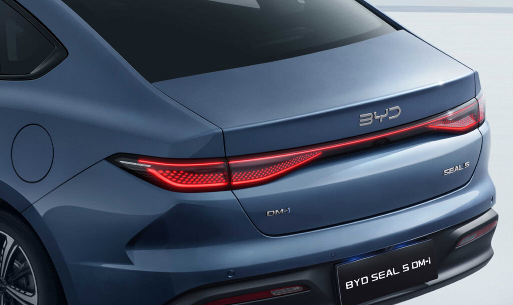 BYD Seal 5 DM-i – záď vozu