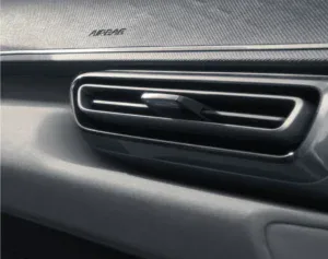BYD Dolphin Surf – interiér (2)